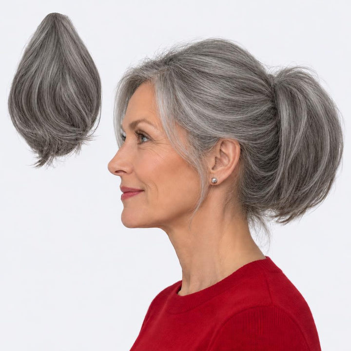 Tangled Mini Ponyo i Dark Grey – lille glat hestehale med hår og klemme, vist løs og på model